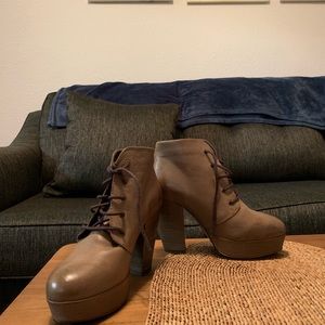 Steve Madden Platform Heeled Bootie